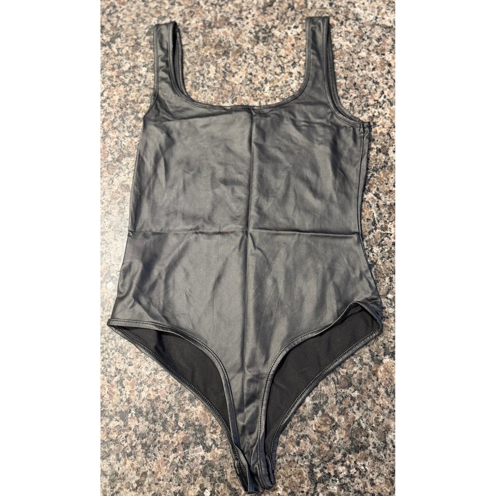 IRIS Faux Leather Bodysuit Black Square Neck Sleeveless Tank IT10519 Small - Picture 2 of 6